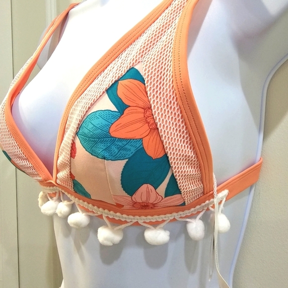 Cupshe Tropical Coral Floral Bikini Set – Adjustable Straps, Pom Pom Trim Size S - Picture 11 of 17